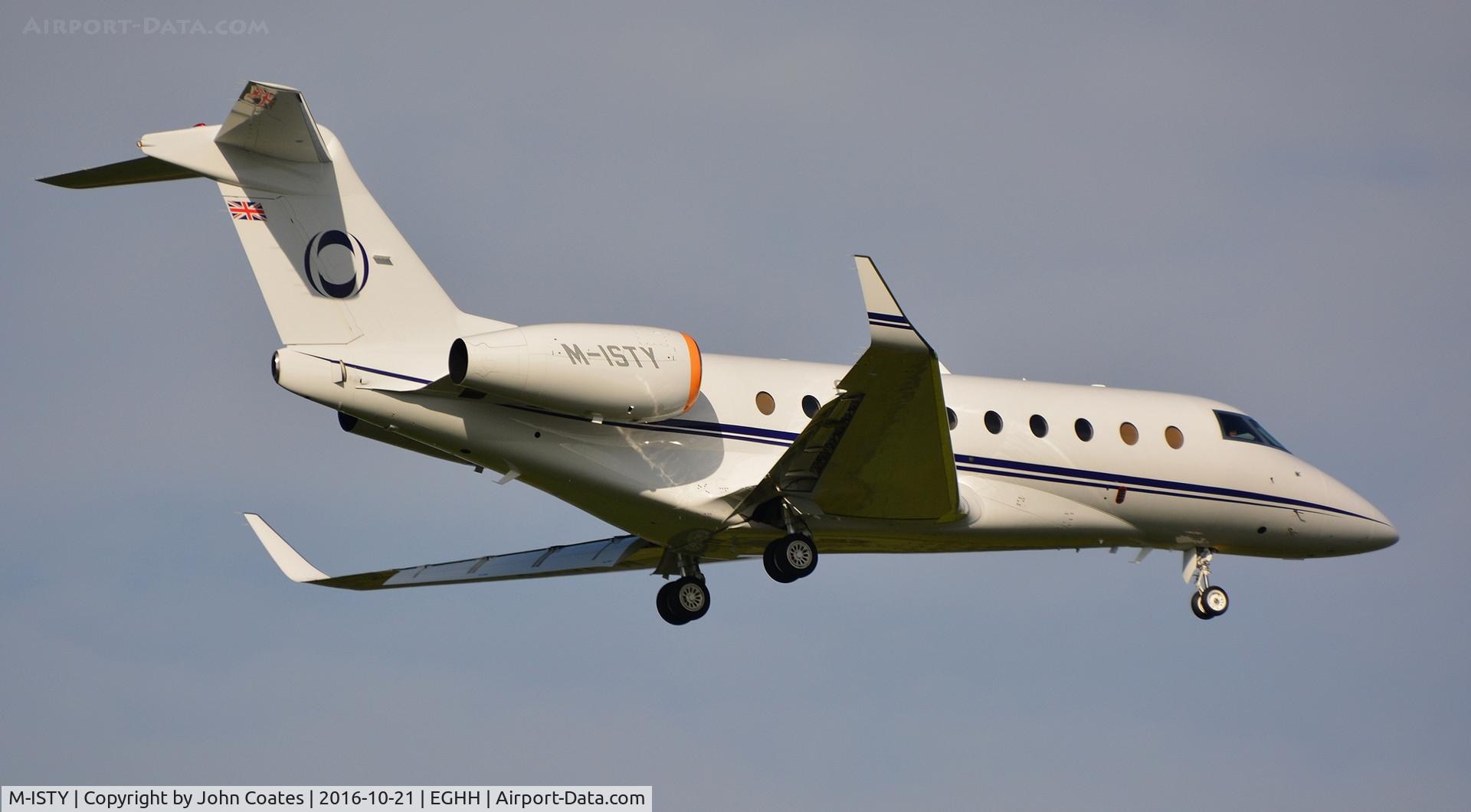M-ISTY, 2015 Israel Aircraft Industries Gulfstream G280 C/N 2085, About to land 08