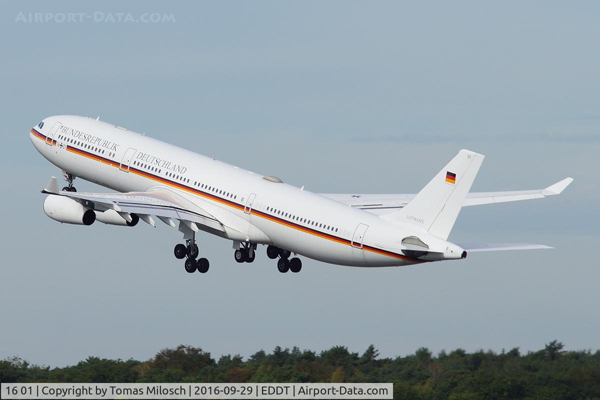 16 01, 1999 Airbus A340-313X C/N 274, 