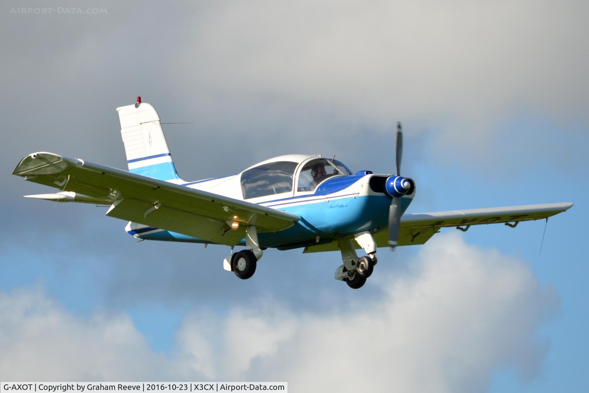 G-AXOT, 1969 Socata MS-893A Rallye Commodore 180 C/N 11433, Landing at Northrepps.