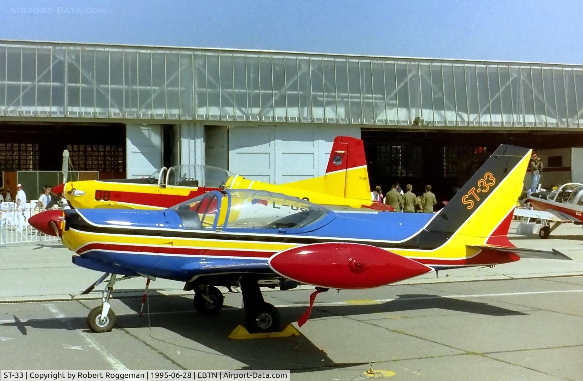 ST-33, SIAI-Marchetti SF-260MB C/N 10-33, SWALLOW DEMOTEAM.
