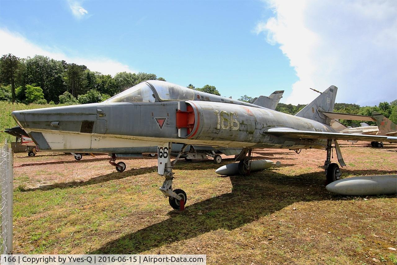 166, Dassault Etendard IV.P C/N 66, Dassault Etendard IV.P, Preserved at Savigny-Les Beaune Museum