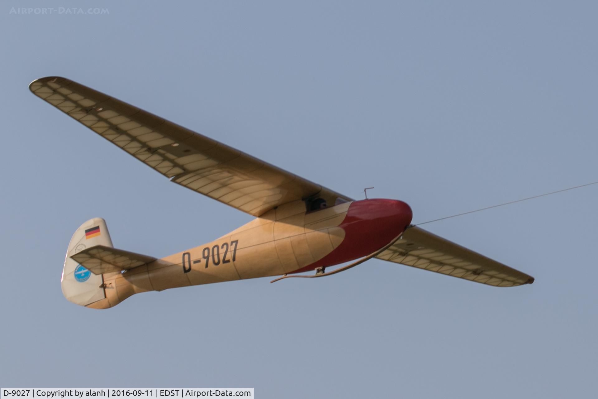 D-9027, 2009 Schleicher Rhonbussard Replica C/N AB-004-S, Aerotow launch at the 2016 Hahnweide Oldtimer Fliegertreffen