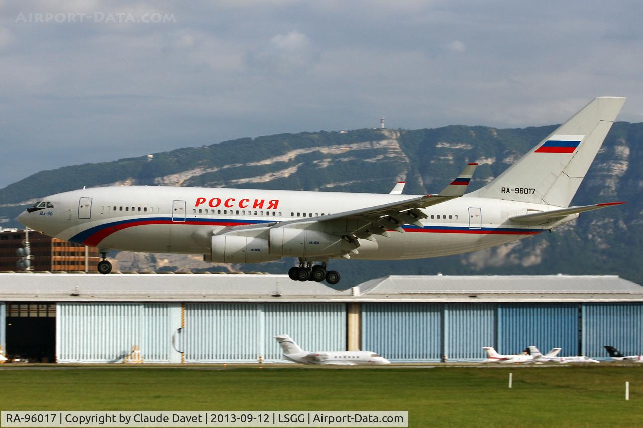 RA-96017, 2004 Ilyushin Il-96-300 C/N 74392302011, RA-96017, First time visitor at GVA.