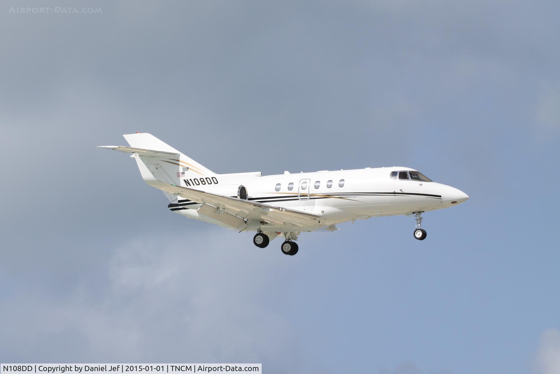 N108DD, 2004 Raytheon Hawker 800XP C/N 258700, N108DD landing at tNCM