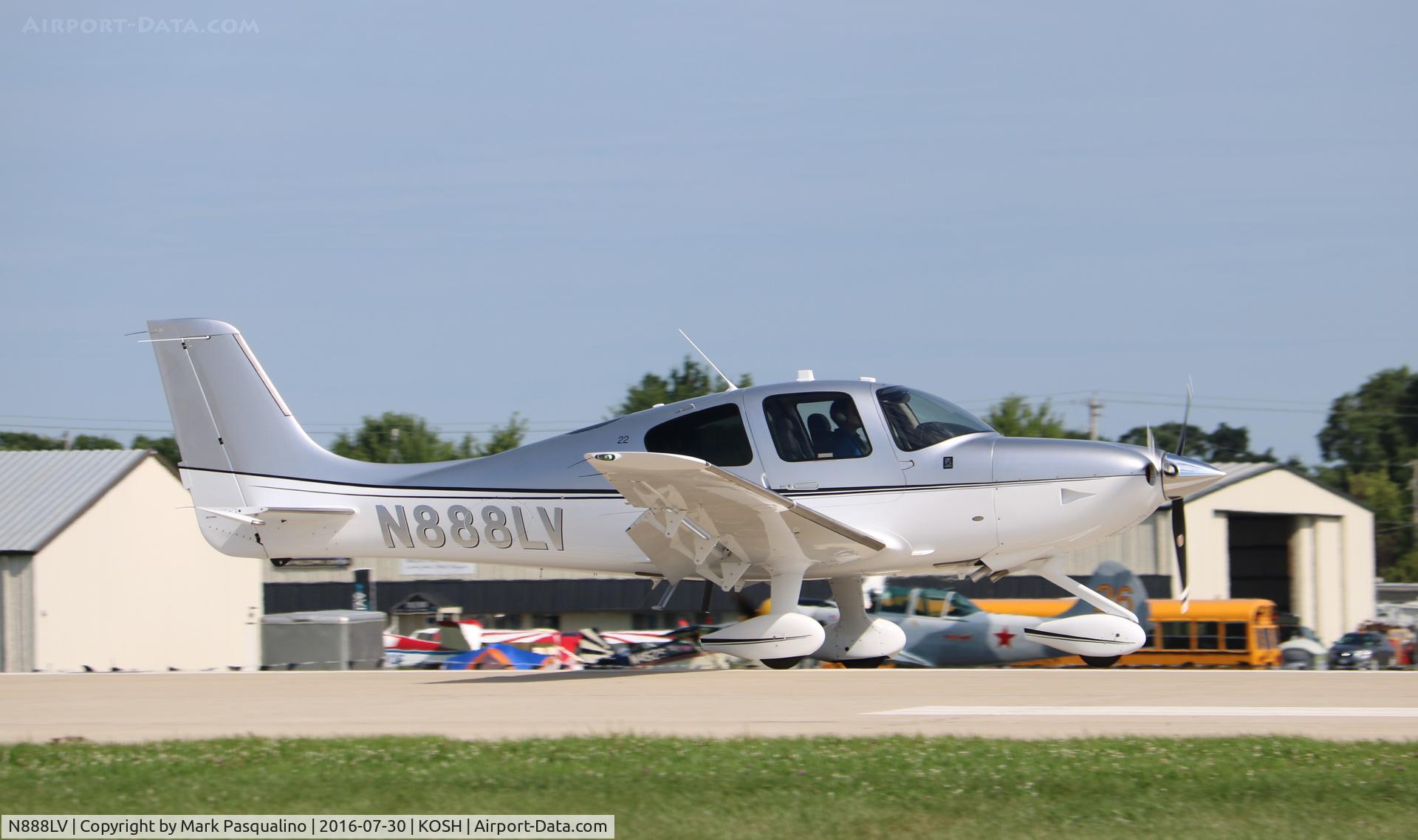 N888LV, 2016 Cirrus SR22 C/N 4355, Cirrus SR22