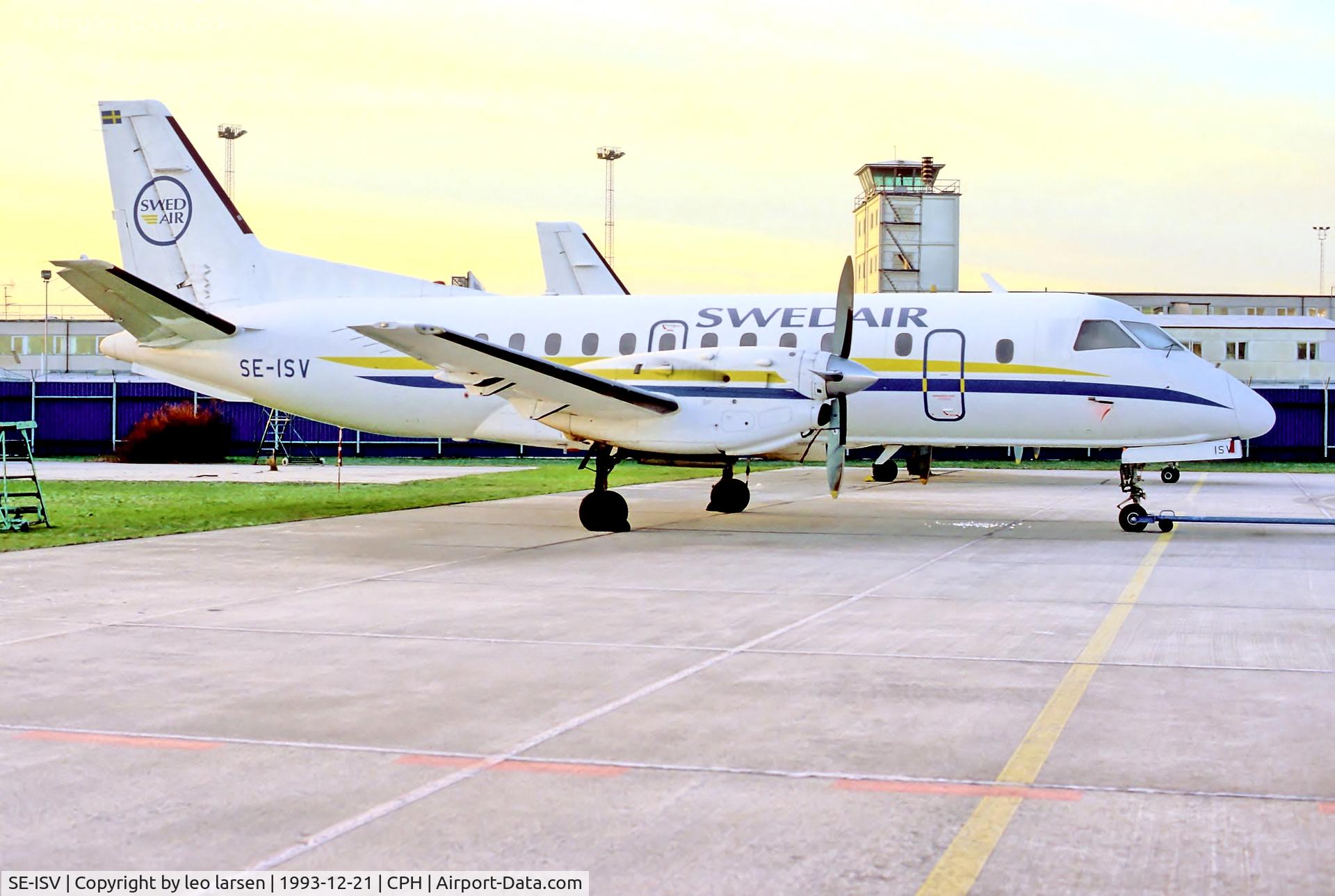 SE-ISV, 1985 Saab-Fairchild SF340 C/N 340A-045, Copenhagen 21.12.93