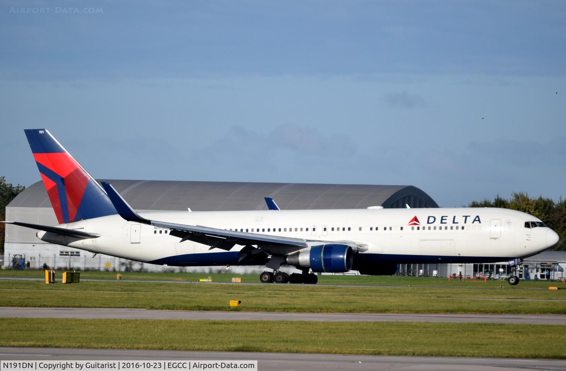 N191DN, 1997 Boeing 767-332 C/N 28448, At Manchester