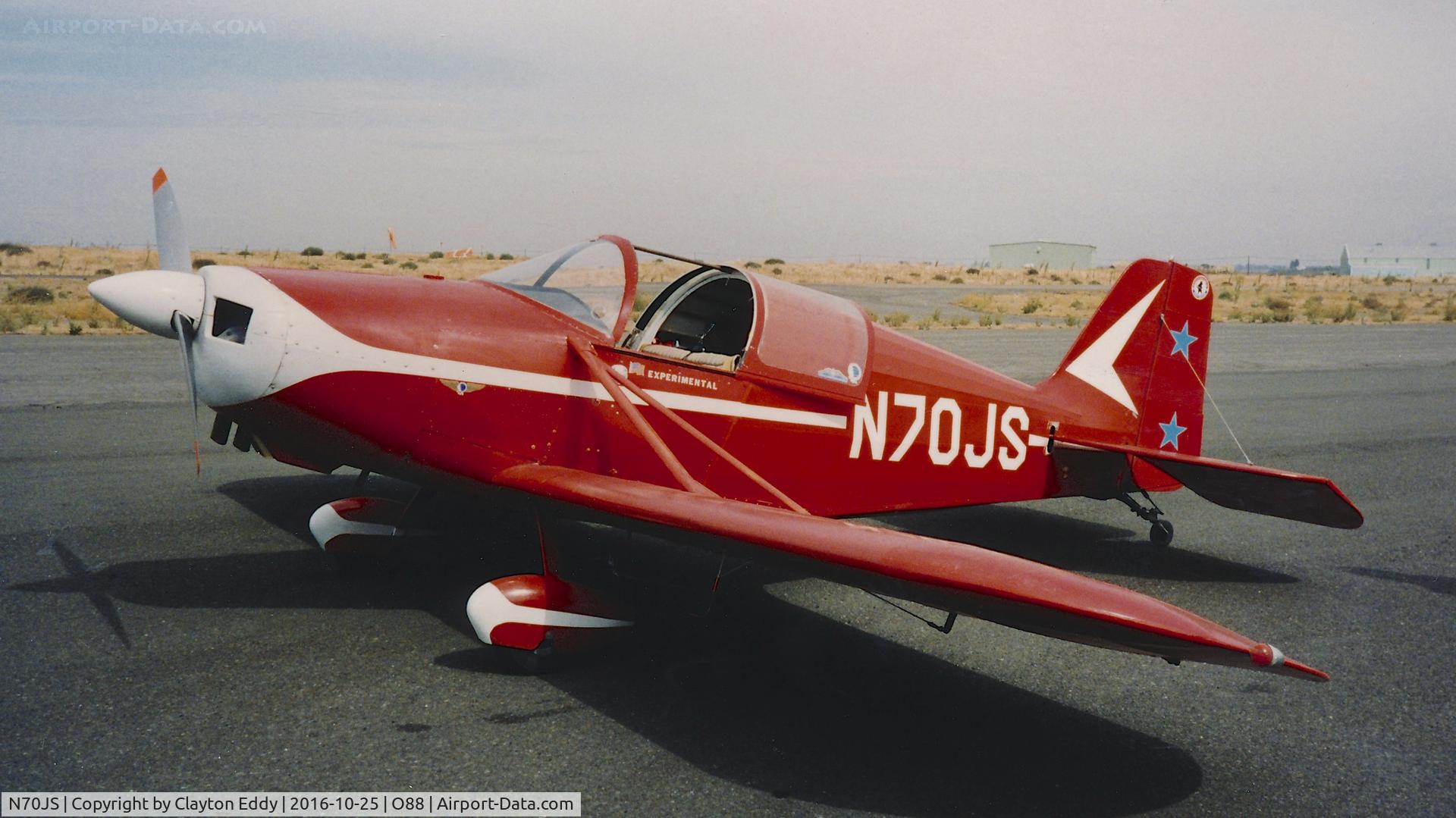 N70JS, Stits SA-3B Playboy C/N 528, Old Rio Vista Airport in California.