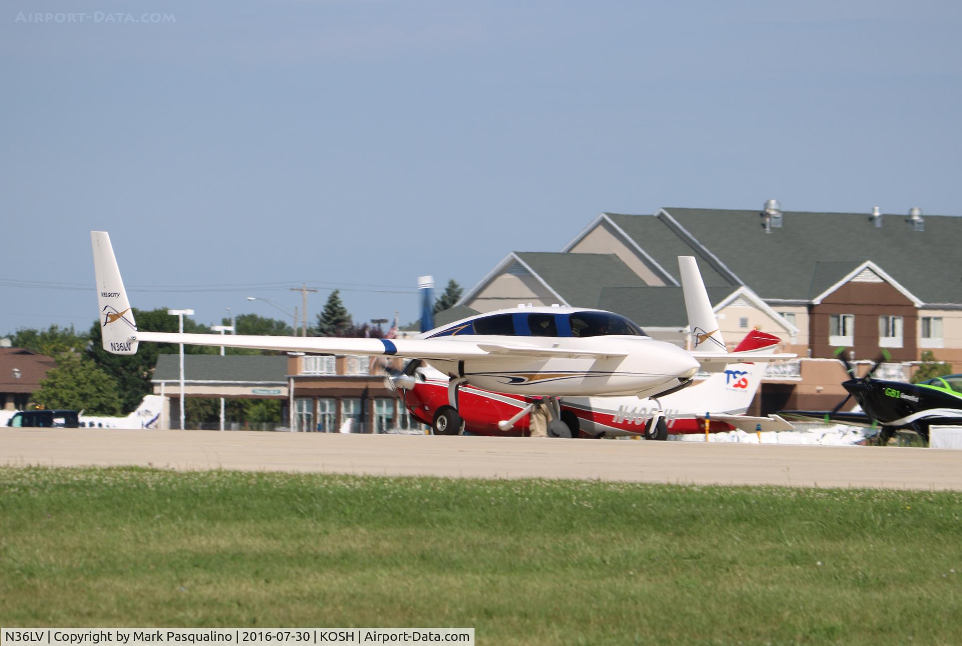 N36LV, Velocity Velocity XL-5 RG C/N 001 (N36LV), Velocity XL-5 RG