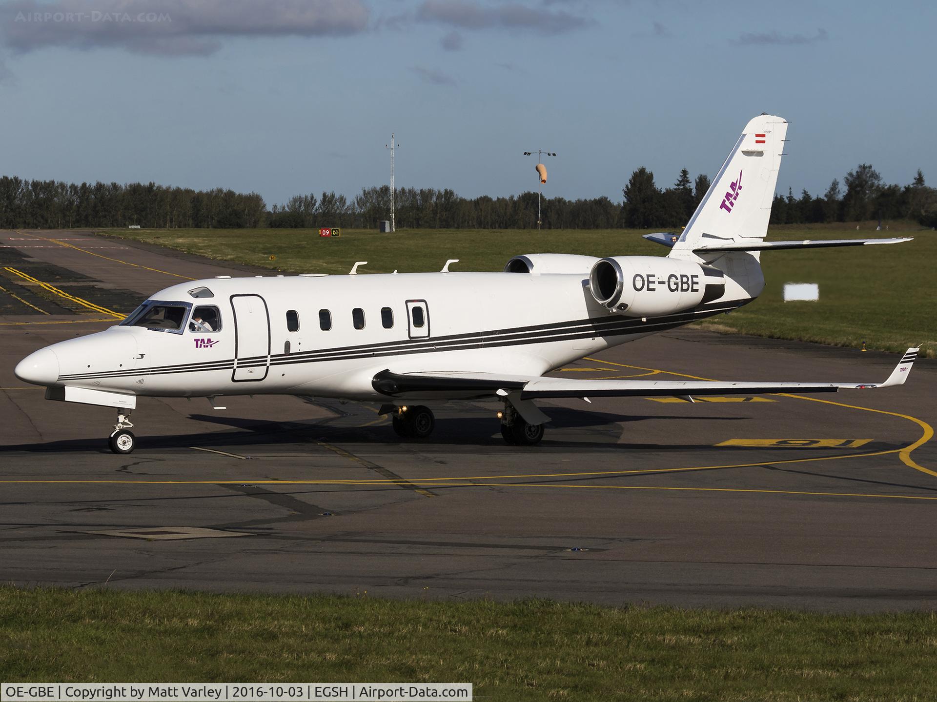 OE-GBE, 1998 Israel Aircraft Industries 1125A Astra SPX C/N 107, Taxiing to SaxonAir in some lovely light....