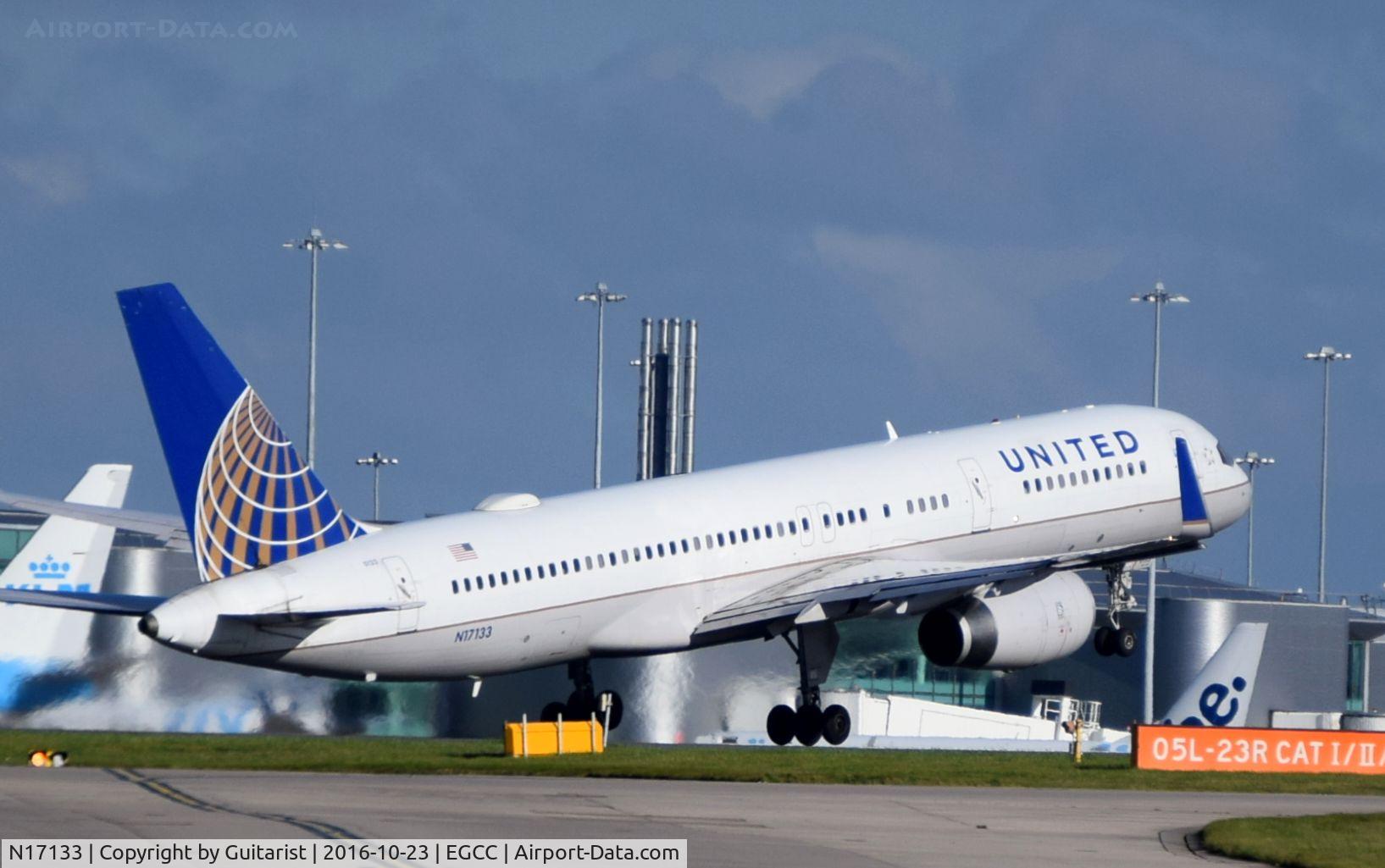 N17133, 1998 Boeing 757-224 C/N 29282, At Manchester