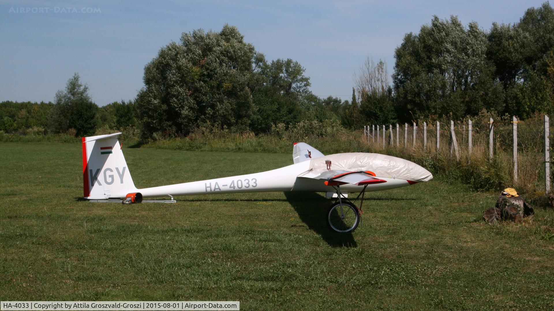 HA-4033, 1974 Schempp-Hirth Nimbus 2 C/N 67, Atkár Airfield, Hungary