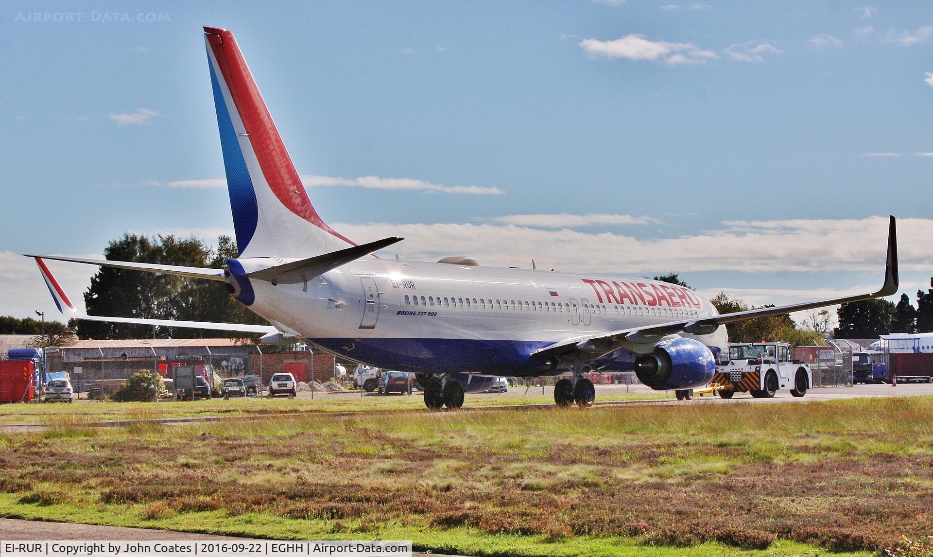 EI-RUR, 2015 Boeing 737-8MC C/N 44435, Arriving at paintshop for repaint