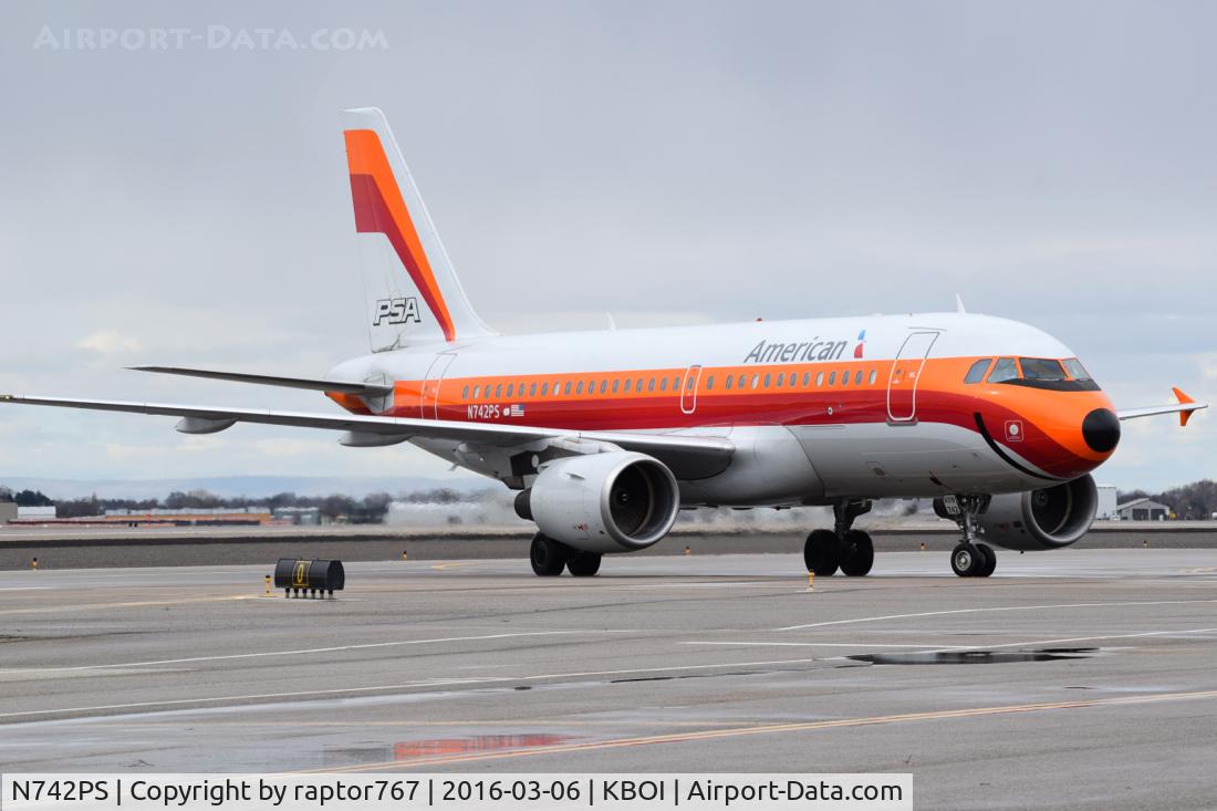N742PS, 2000 Airbus A319-112 C/N 1275, American Airlines still using US Airways legacy aircraft.