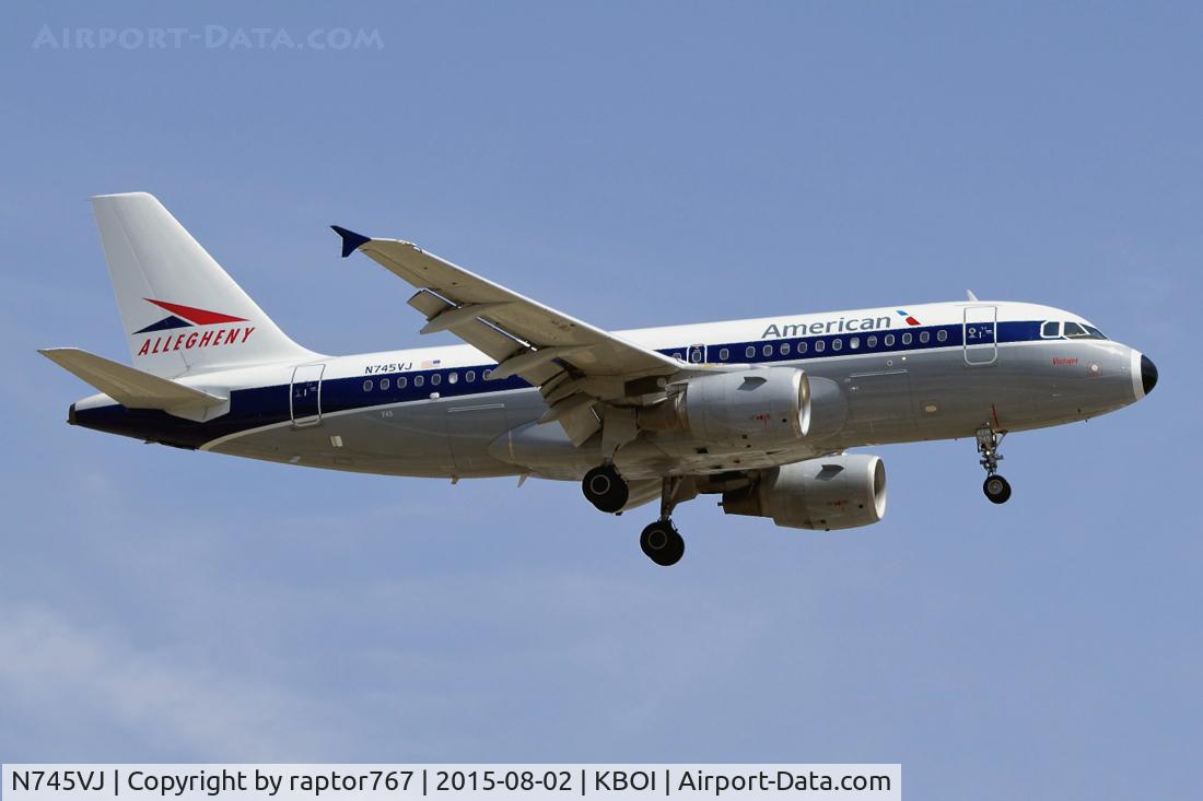 N745VJ, 2000 Airbus A319-112 C/N 1289, Legacy aircraft from US Airlines being flown by American Airlines after their takeover.