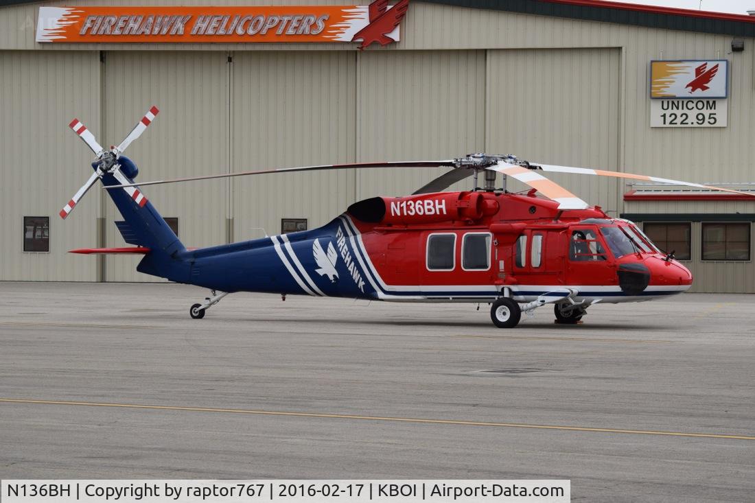 N136BH, 1992 Sikorsky S-70A-27 C/N 701835, One of several helicopters owned by Firehawk Helicopters based out of BOI. Used for fire fighting.