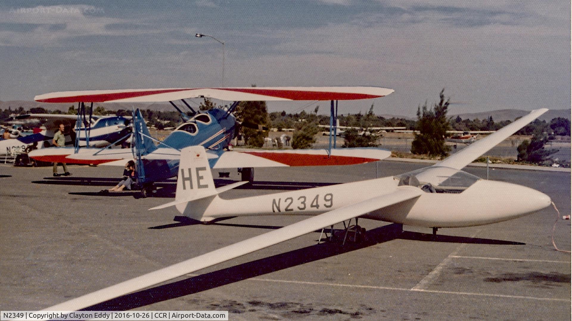 N2349, 1969 Glasflugel STANDARD LIBELLE C/N 58, Concord Airport California.