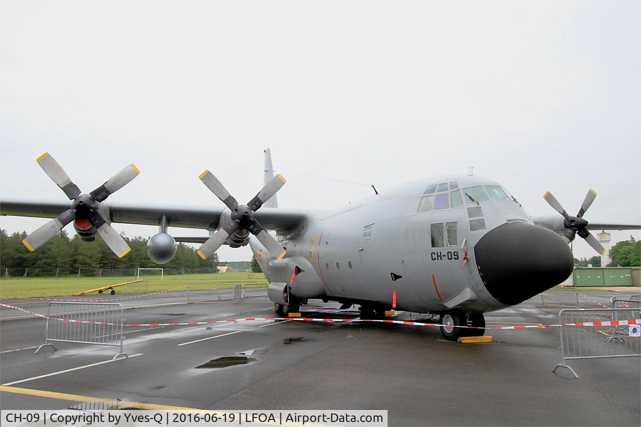 CH-09, 1973 Lockheed C-130H Hercules C/N 382-4479, Belgian Air Force Lockheed C-130H Hercules, Static display, Avord Air Base 702 (LFOA) Open day 2016