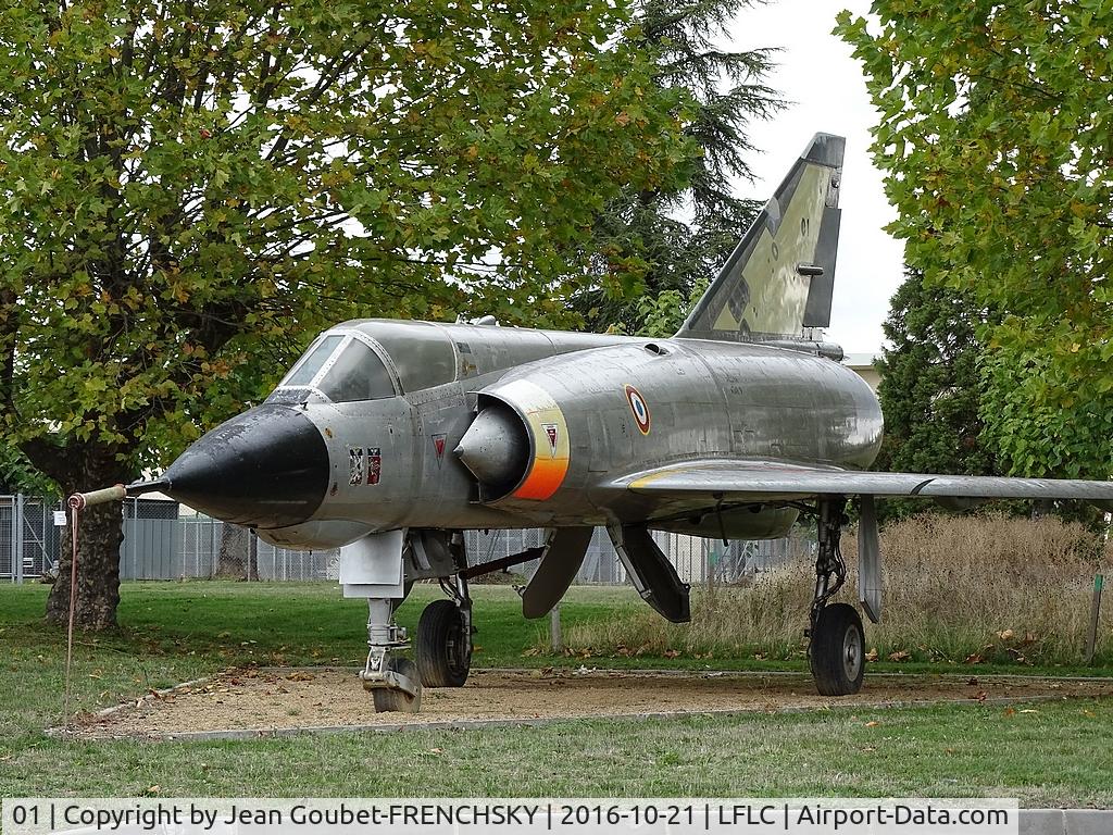01, 1957 Dassault Mirage IIIA C/N 01, MIRAGE IIIE