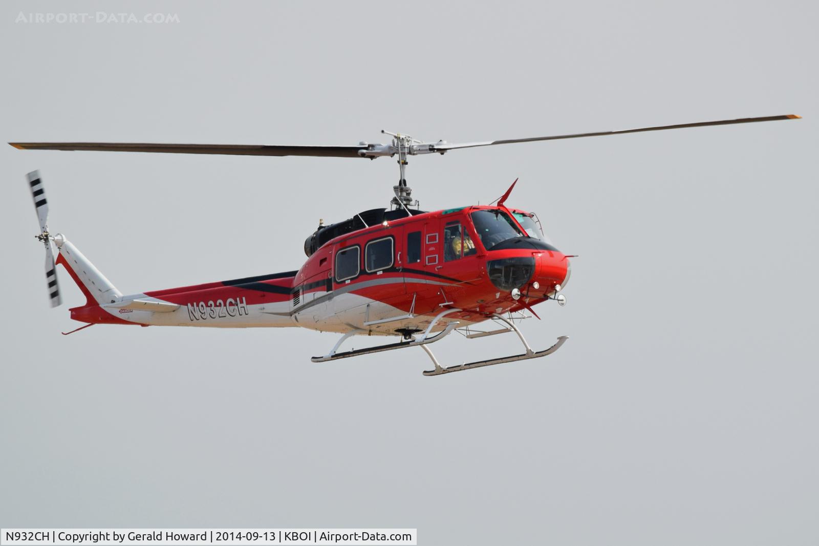 N932CH, 1974 Bell 205A-1 C/N 30164, Crossing both runways