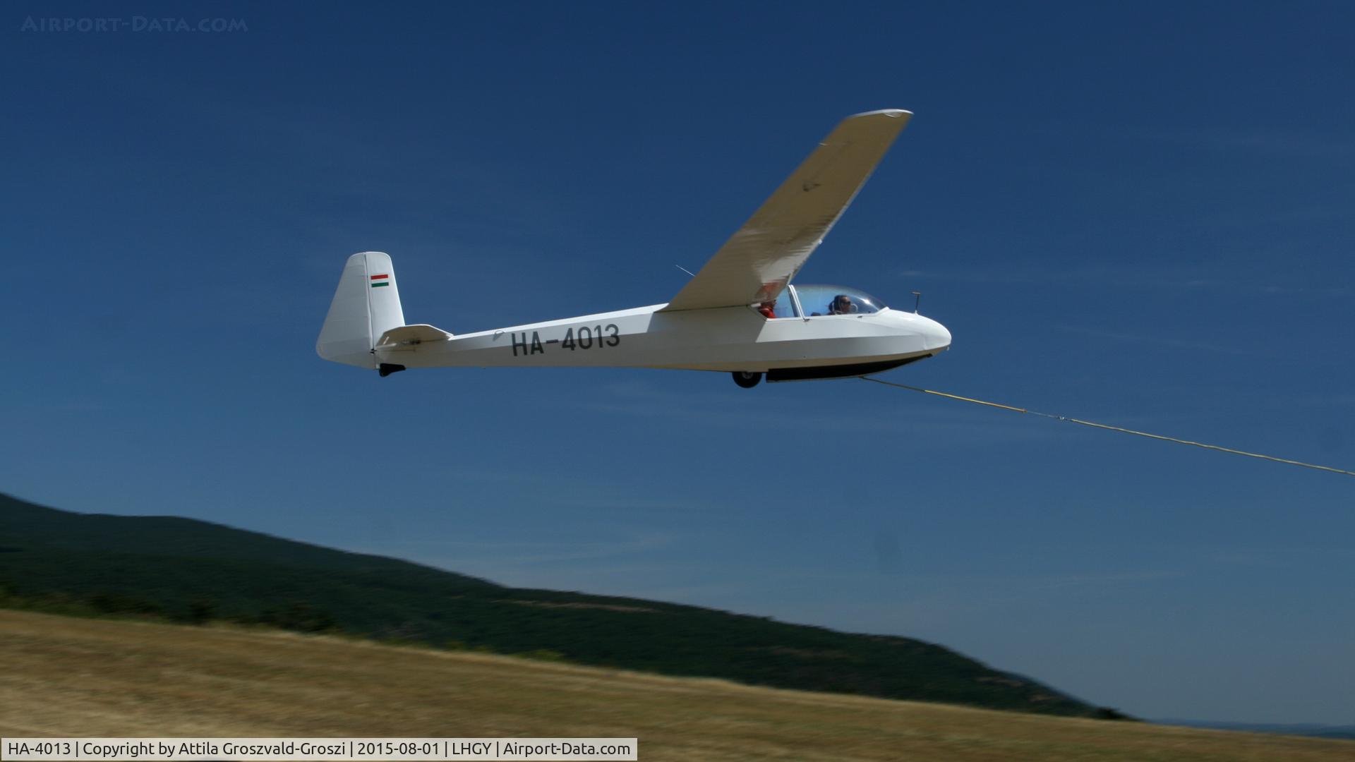 HA-4013, 1957 Schleicher Ka-7 Rhonadler C/N 304, Gyöngyös-Pipishegy Airfield, Hungary
