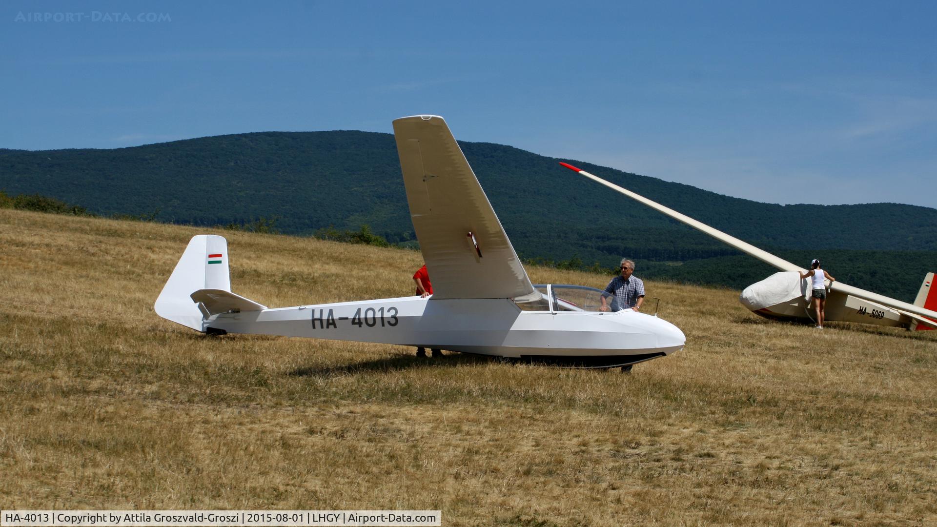 HA-4013, 1957 Schleicher Ka-7 Rhonadler C/N 304, Gyöngyös-Pipishegy Airfield, Hungary