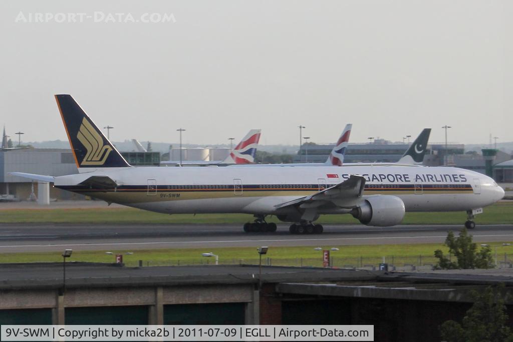 9V-SWM, 2008 Boeing 777-312/ER C/N 34578, Take off