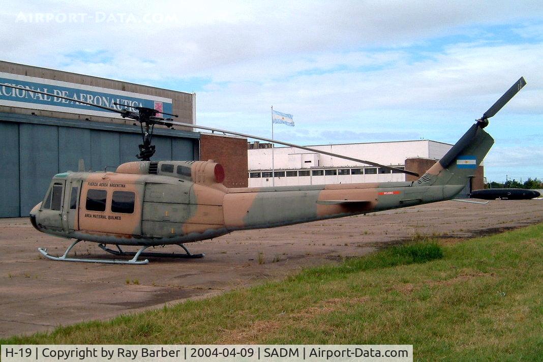 H-19, 1967 Bell UH-1H Iroquois C/N 9701, Bell Helicopters UH-1H Iroquois [9701] (Ex Argentine Air Force) Buenos Aires-Moron~LV 09/04/2004 . Seen here unmarked at the time.