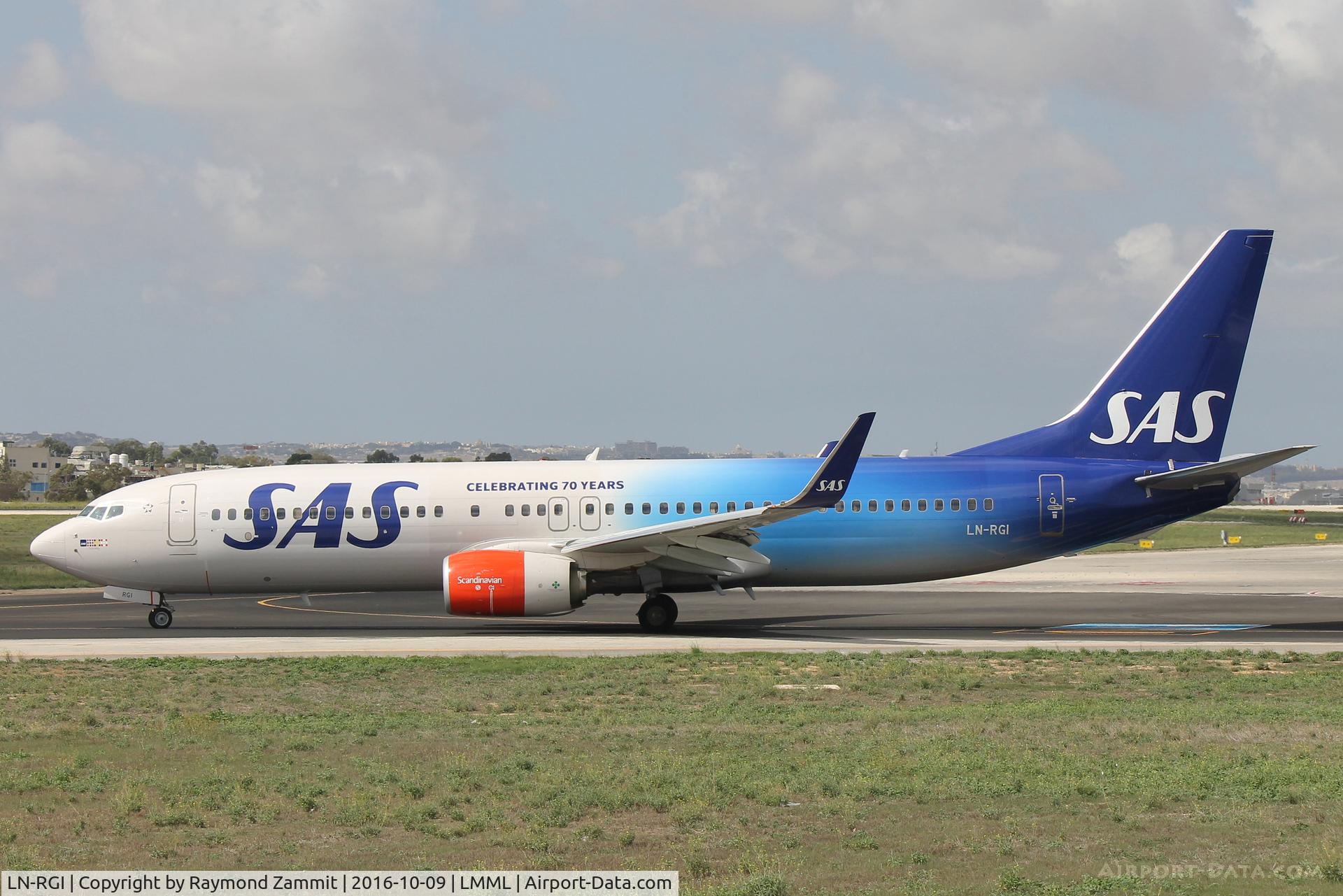 LN-RGI, 2014 Boeing 737-86N C/N 35646, B737-800 LN-RGI SAS special livery