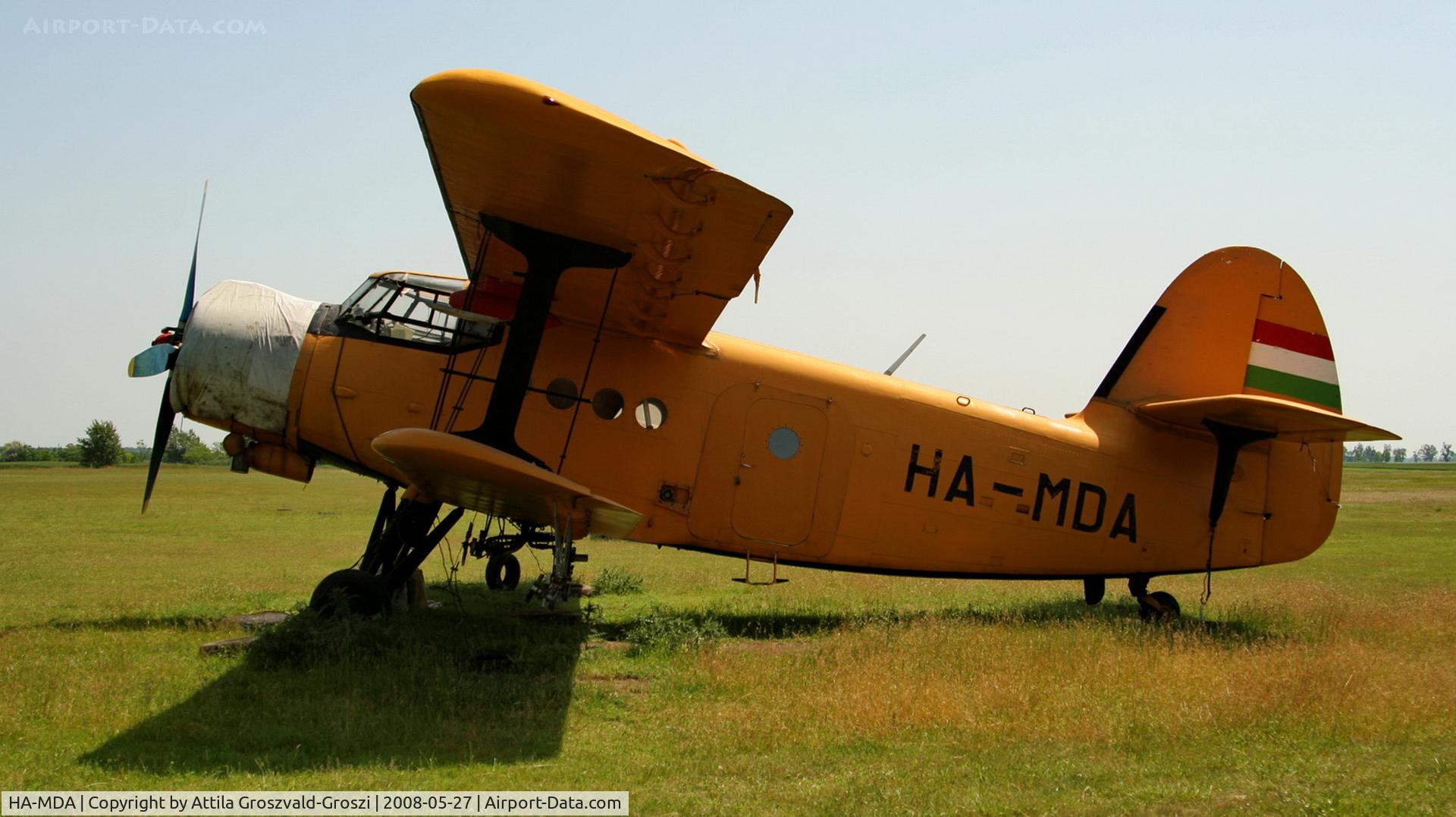 HA-MDA, 1977 PZL-Mielec An-2R C/N 1G176-23, Jászapáti agricultural airport