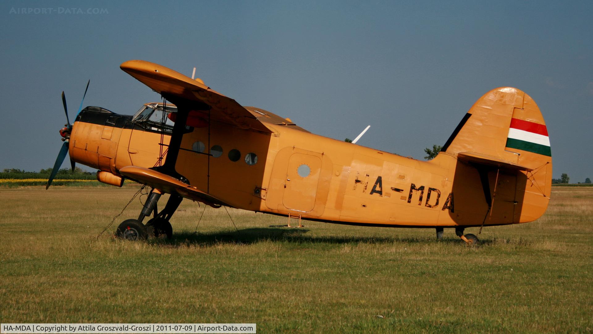 HA-MDA, 1977 PZL-Mielec An-2R C/N 1G176-23, Jászapáti agricultural airport