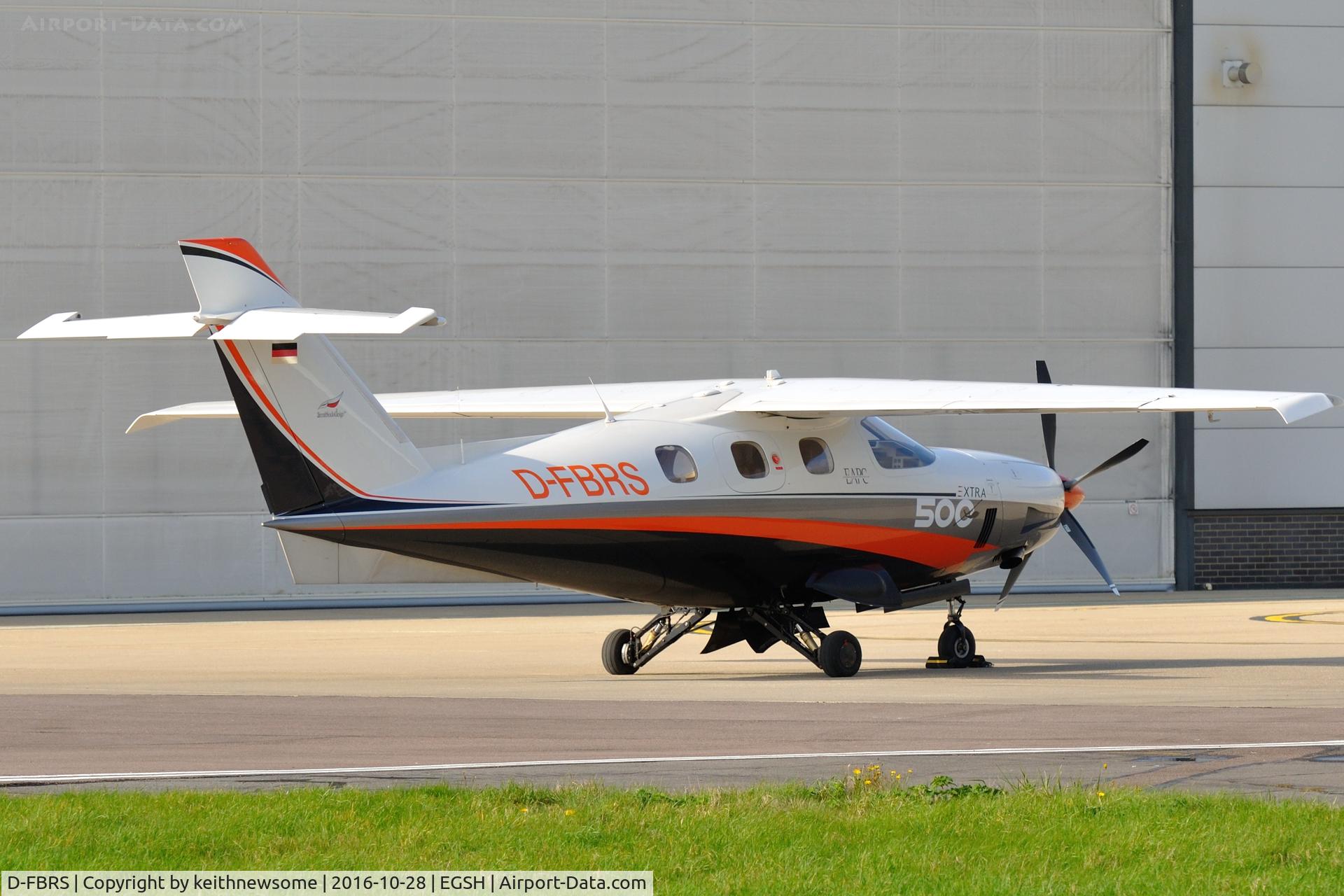 D-FBRS, Extra EA-500 C/N 1003, Nice Visitor.