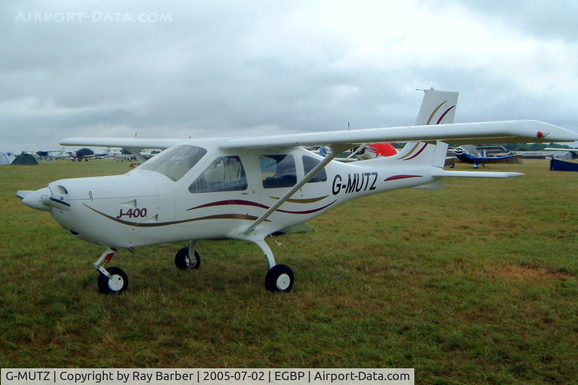 G-MUTZ, 2005 Jabiru J430 C/N PFA 336-14171, Jabiru J400 [PFA 325-14171] Kemble~G 02/07/2005