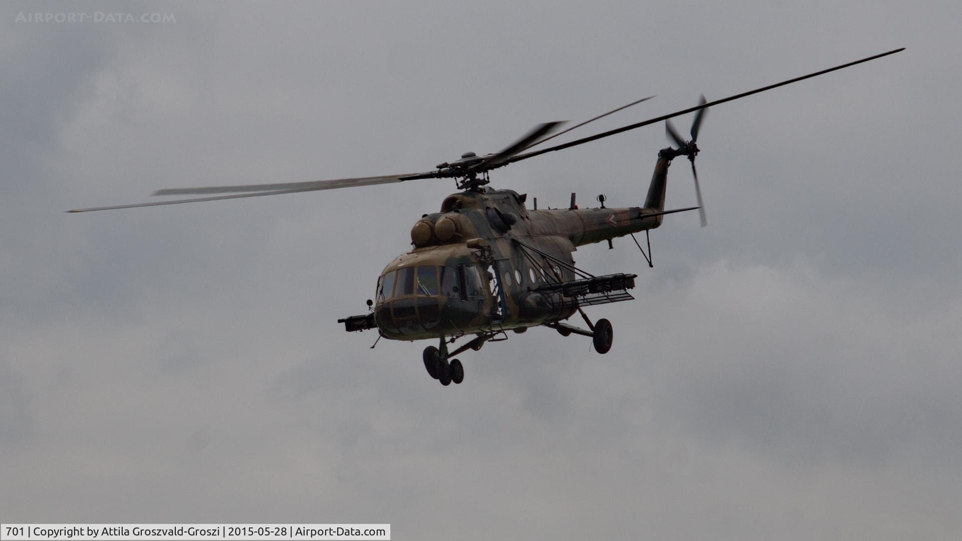701, 1987 Mil Mi-17 Hip C/N 104M01, Military training base, Újdörögd, Hungary
