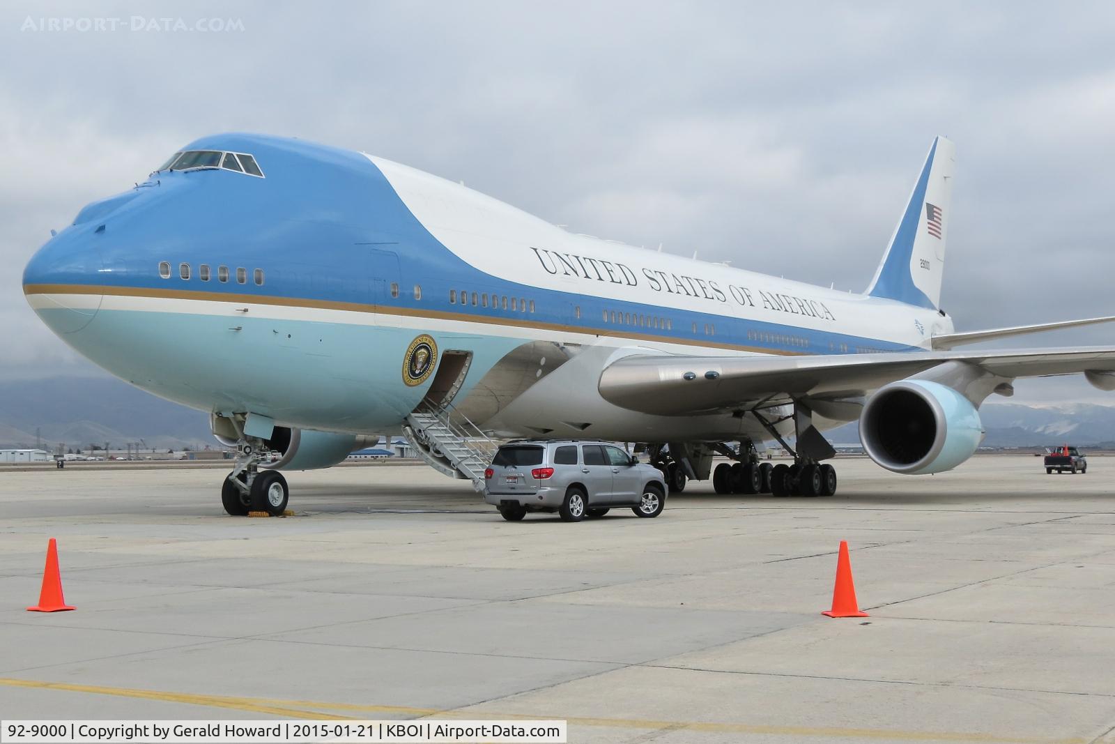 92-9000, 1987 Boeing VC-25A (747-2G4B) C/N 23825, Parked on Idaho Air Guard ramp.