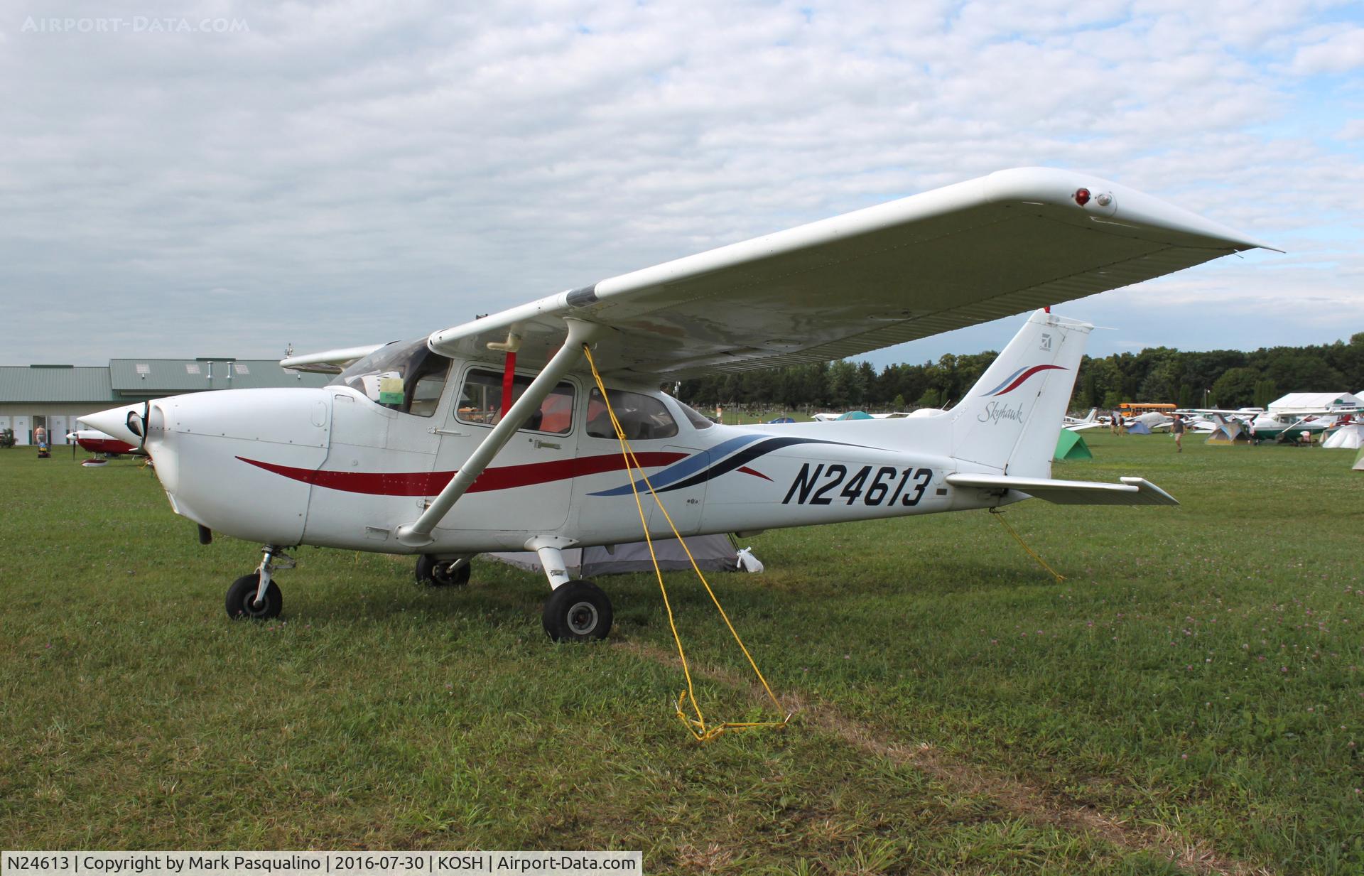 N24613, 1999 Cessna 172R C/N 17280829, Cessna 172R
