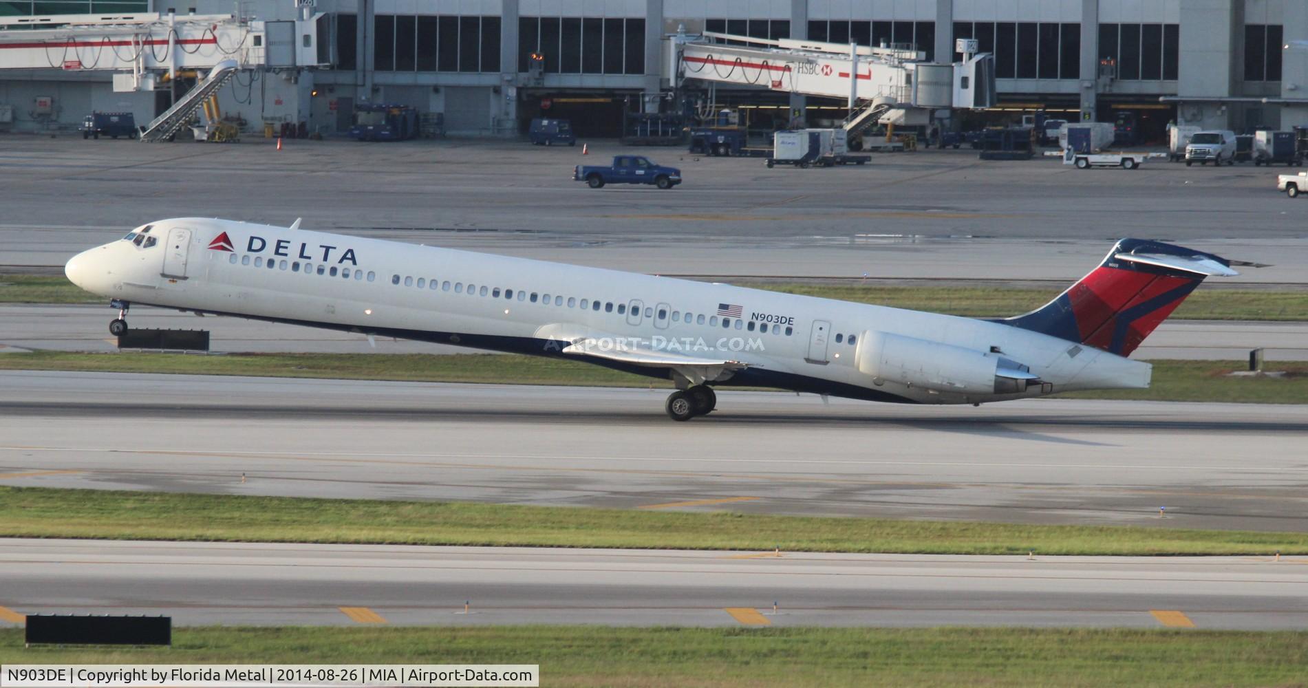N903DE, 1992 McDonnell Douglas MD-88 C/N 53380, Delta