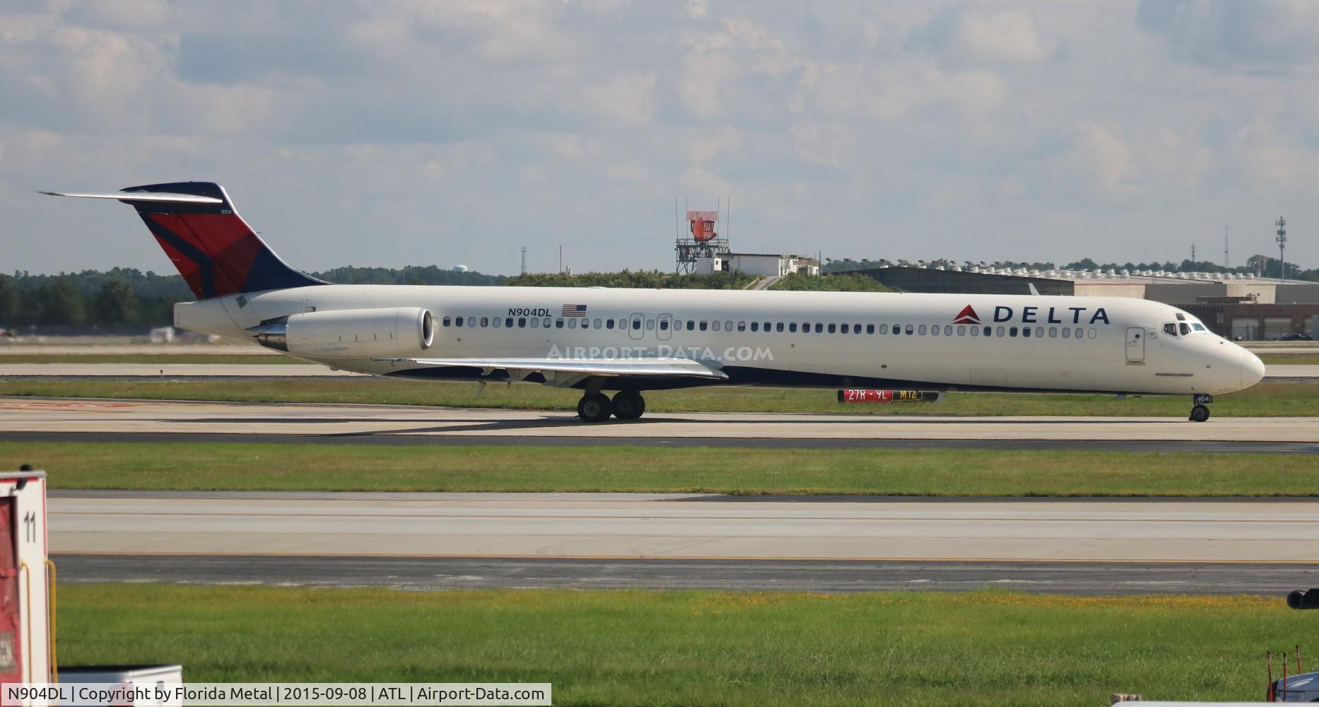 N904DL, 1987 McDonnell Douglas MD-88 C/N 49535, Delta