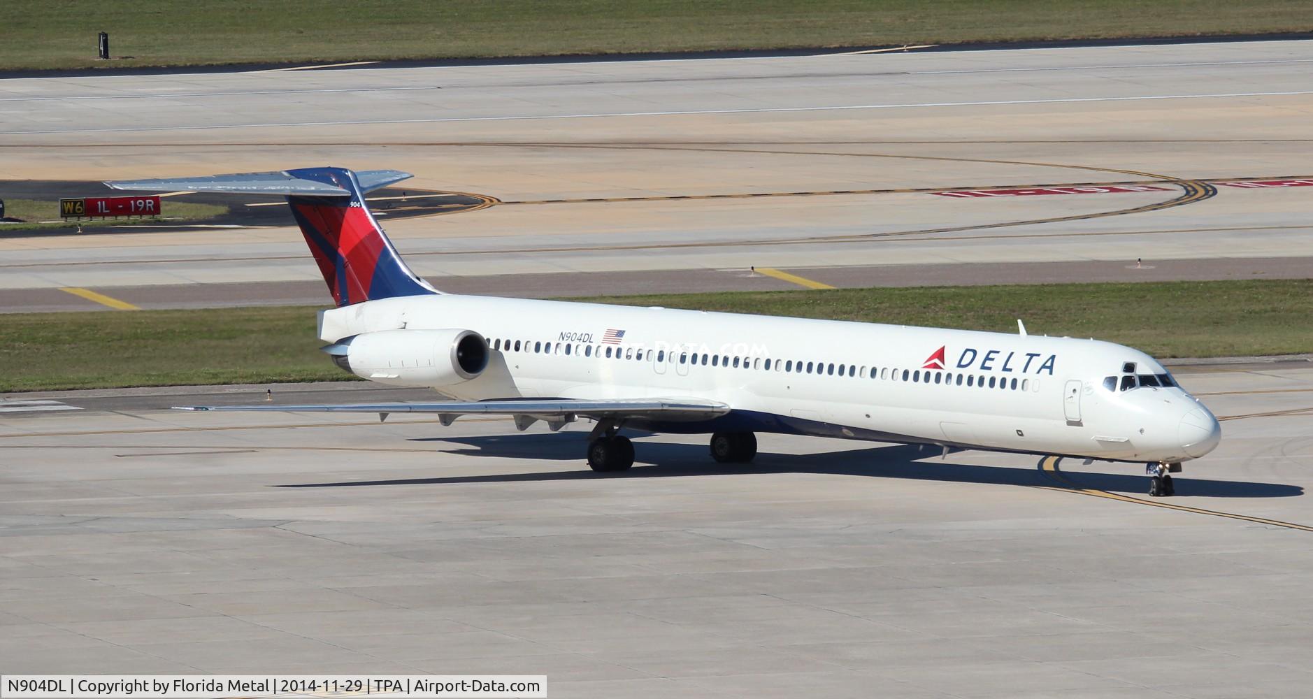 N904DL, 1987 McDonnell Douglas MD-88 C/N 49535, Delta