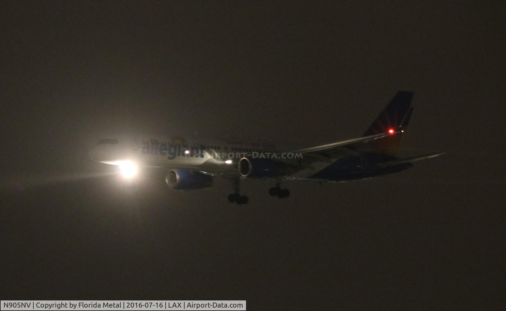 N905NV, 1994 Boeing 757-204 C/N 27235, Allegiant night arrival
