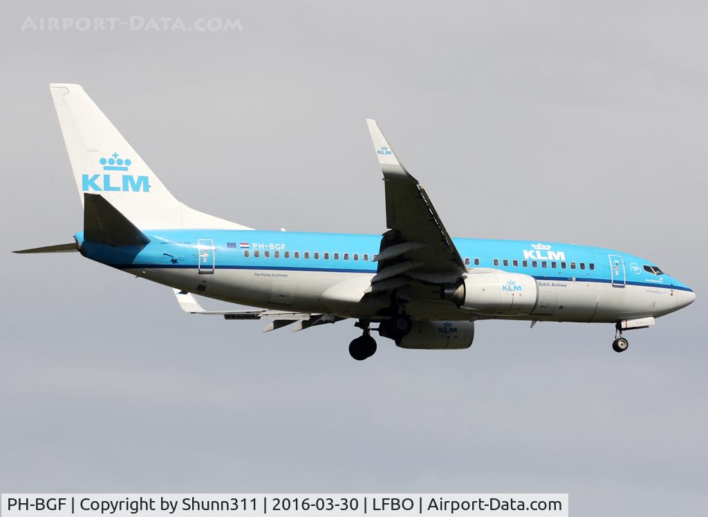 PH-BGF, 2008 Boeing 737-7K2 C/N 30365, Landing rwy 14R