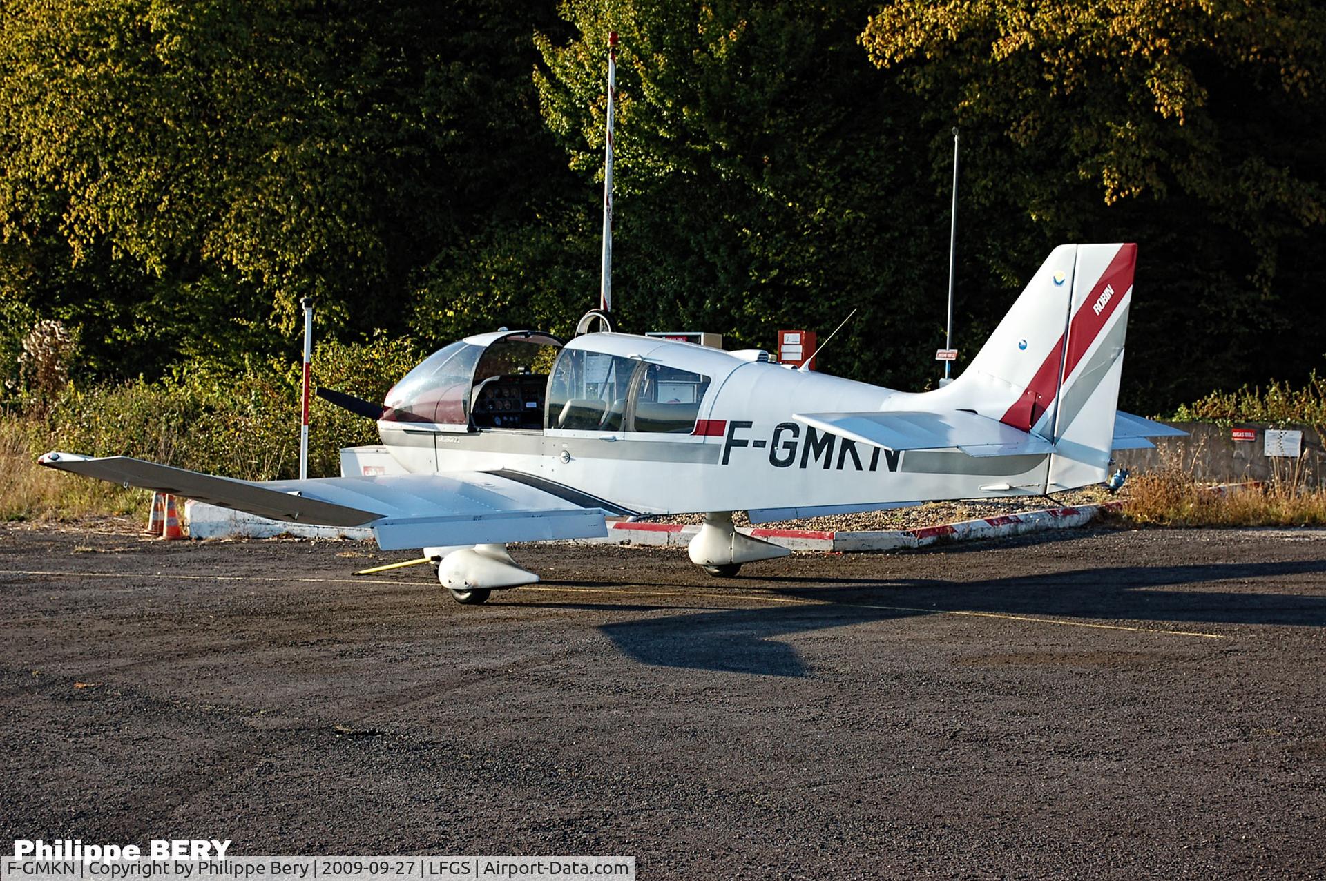 F-GMKN, Robin DR-400-120 Petit Prince C/N 2199, ------