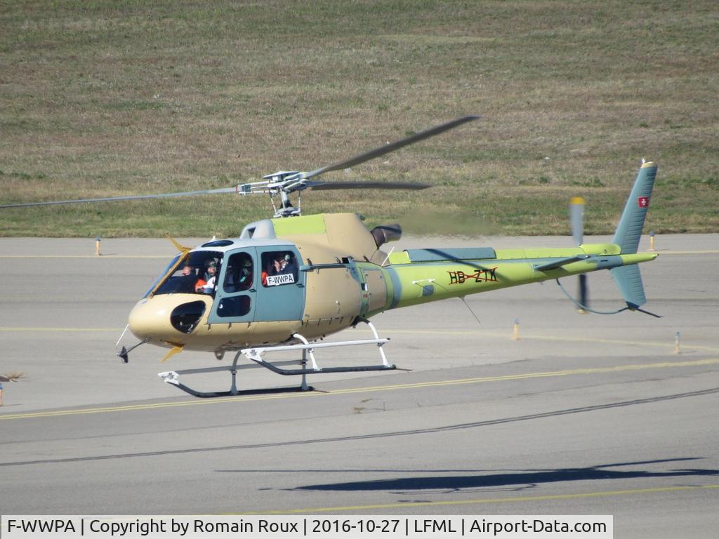 F-WWPA, 2016 Airbus Helicopters AS-350B-3 Ecureuil C/N 8313, Taxiing