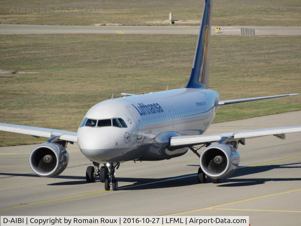 D-AIBI, 2012 Airbus A319-112 C/N 5284, Taxiing