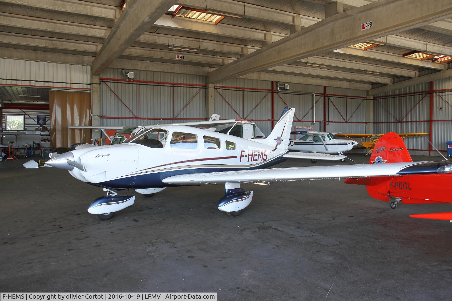 F-HEMS, Piper PA-28-181 Archer III C/N Not found F-HEMS, based in Avignon