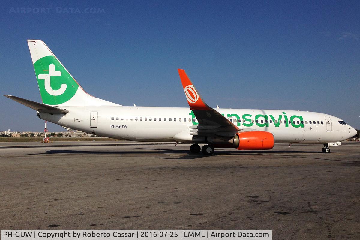 PH-GUW, 2012 Boeing 737-8EH C/N 39608, Apron 9