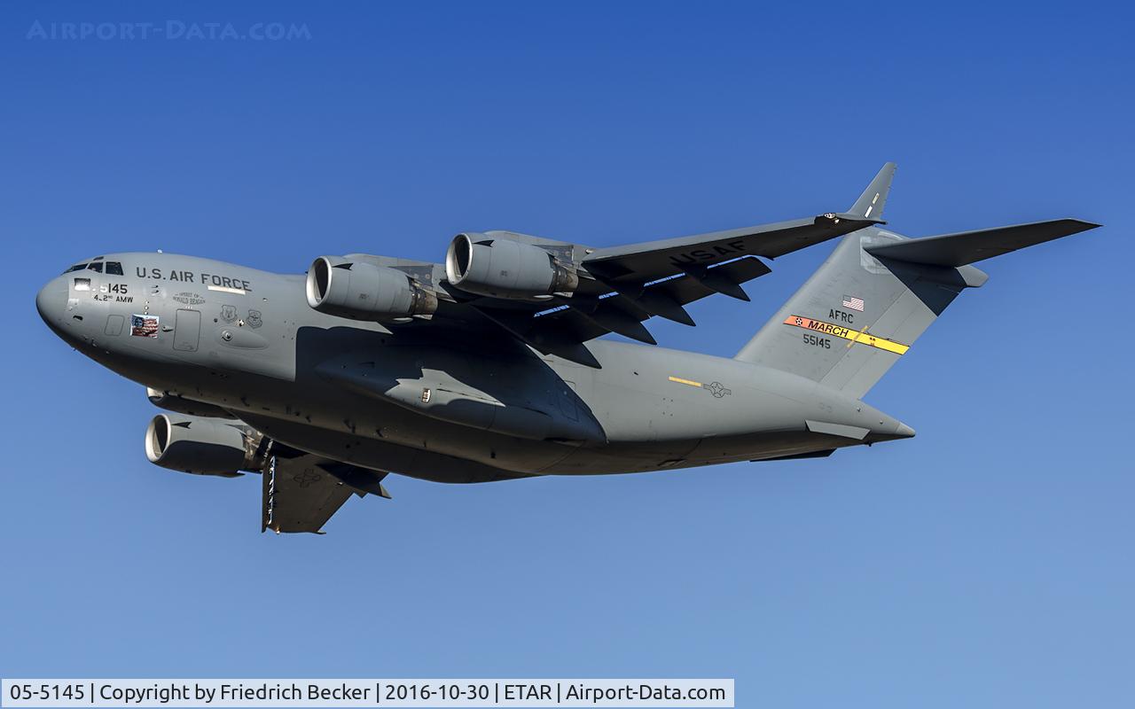 05-5145, 2005 Boeing C-17A Globemaster III C/N P-145, departure via RW26