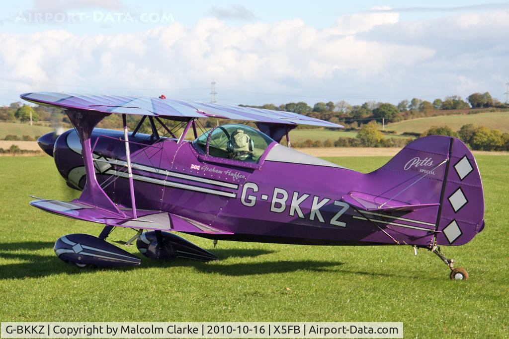 G-BKKZ, 2000 Pitts S-1S Special C/N PFA 009-10525, Pitts S-1S Special, Fishburn Airfield, October 16th 2010.
