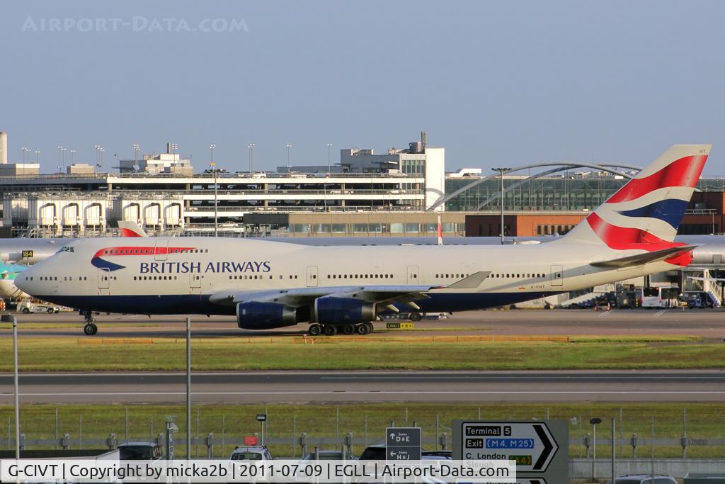G-CIVT, 1998 Boeing 747-436 C/N 25821, Taxiing
