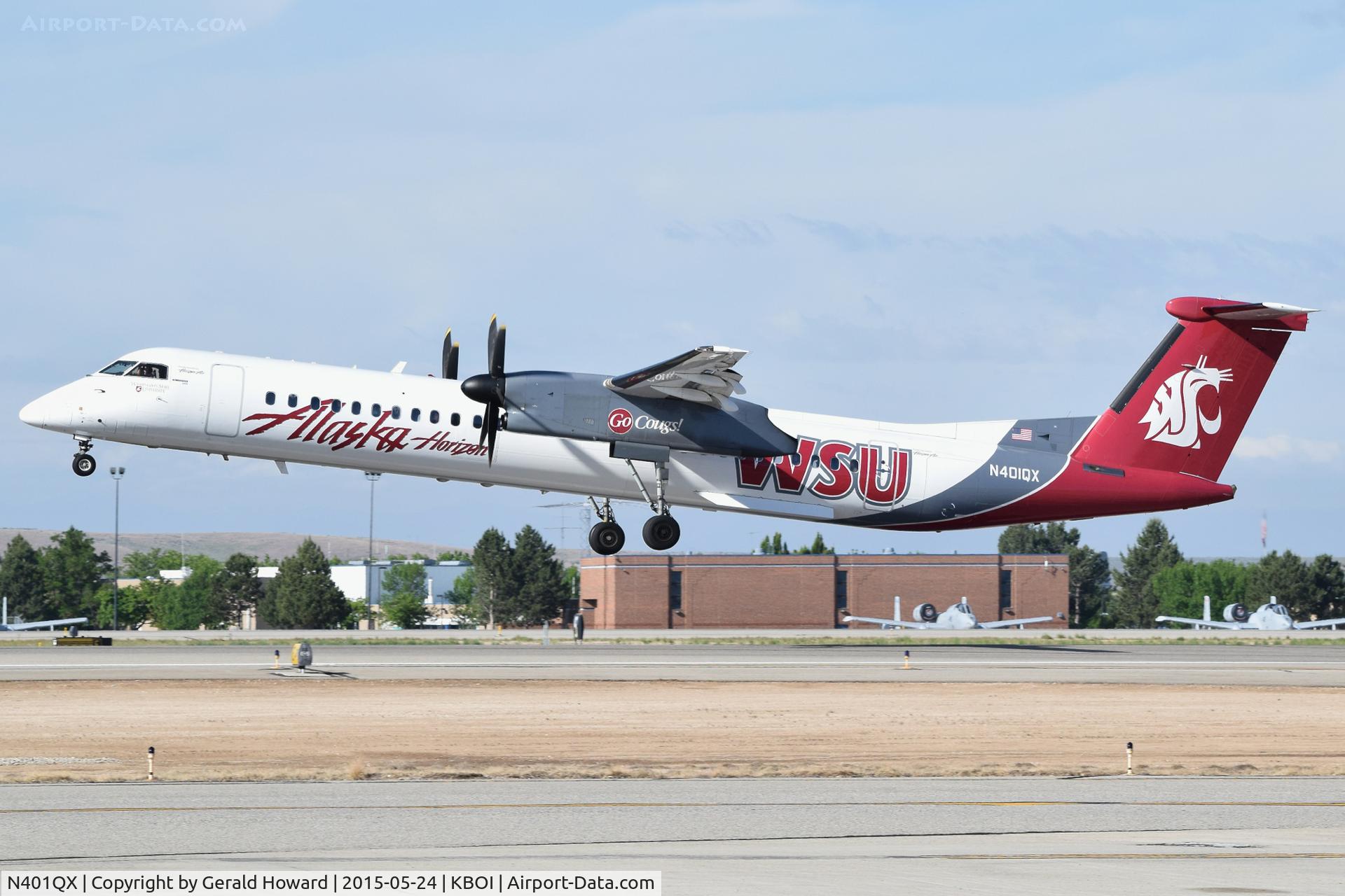 N401QX, 2001 De Havilland Canada DHC-8-402 Dash 8 C/N 4031, Takeoff from RWY 10L.